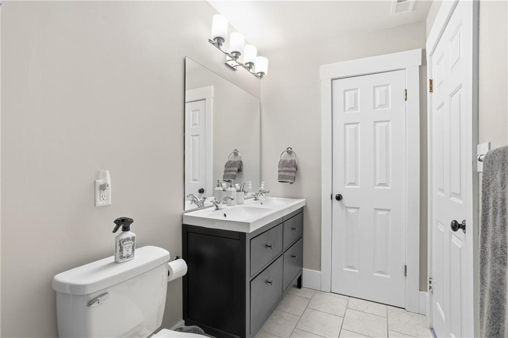 7 Ridgemead Fields Drive Verona, PA 15147 - Photo 35 of 42