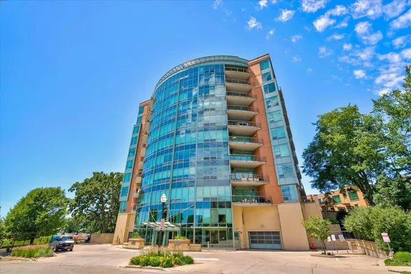 $1,350,000 | 350 South Hamilton Street, Unit 204, Madison, WI 53703