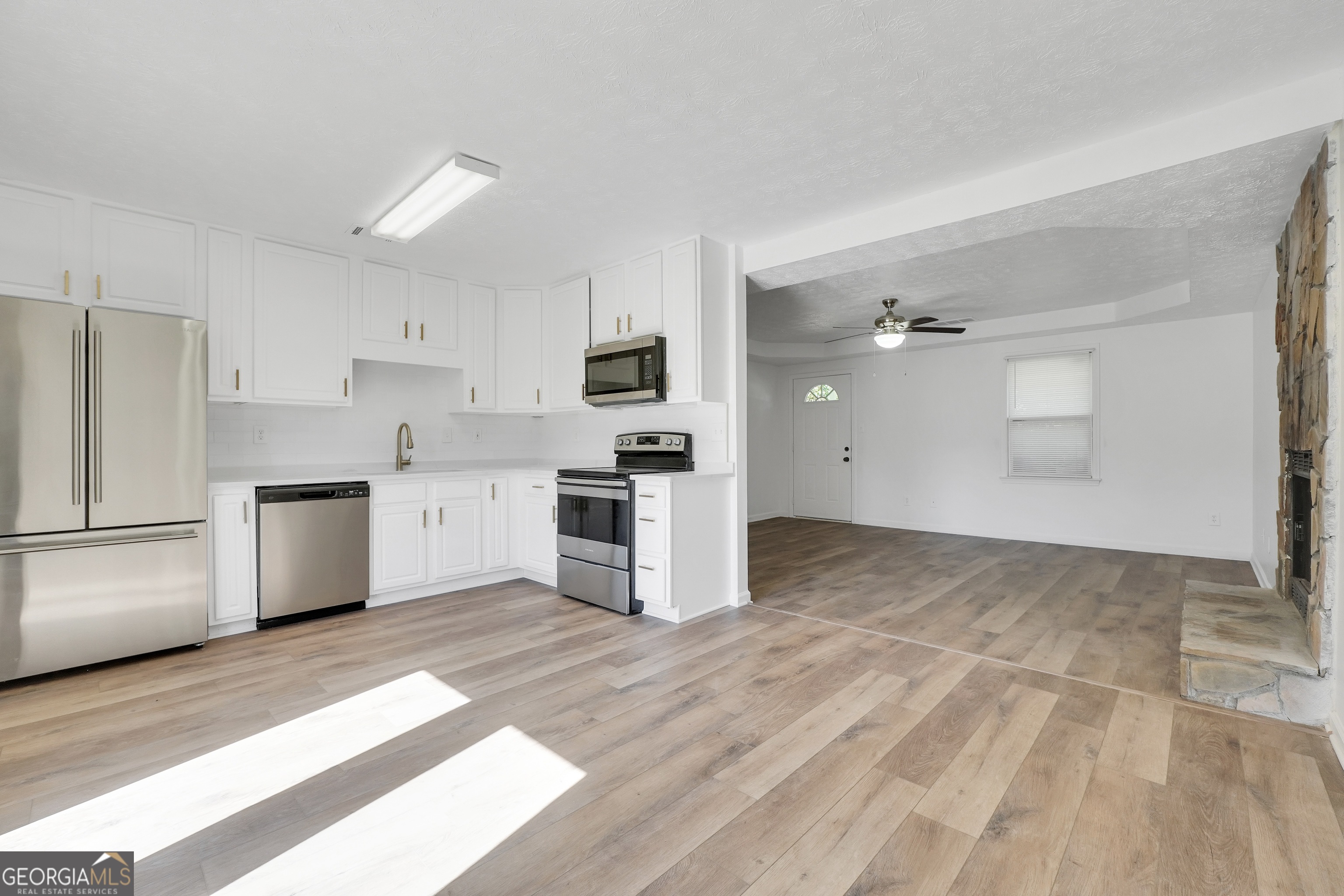 1187 Dixie Road Covington, GA 30014 - Photo 11 of 43