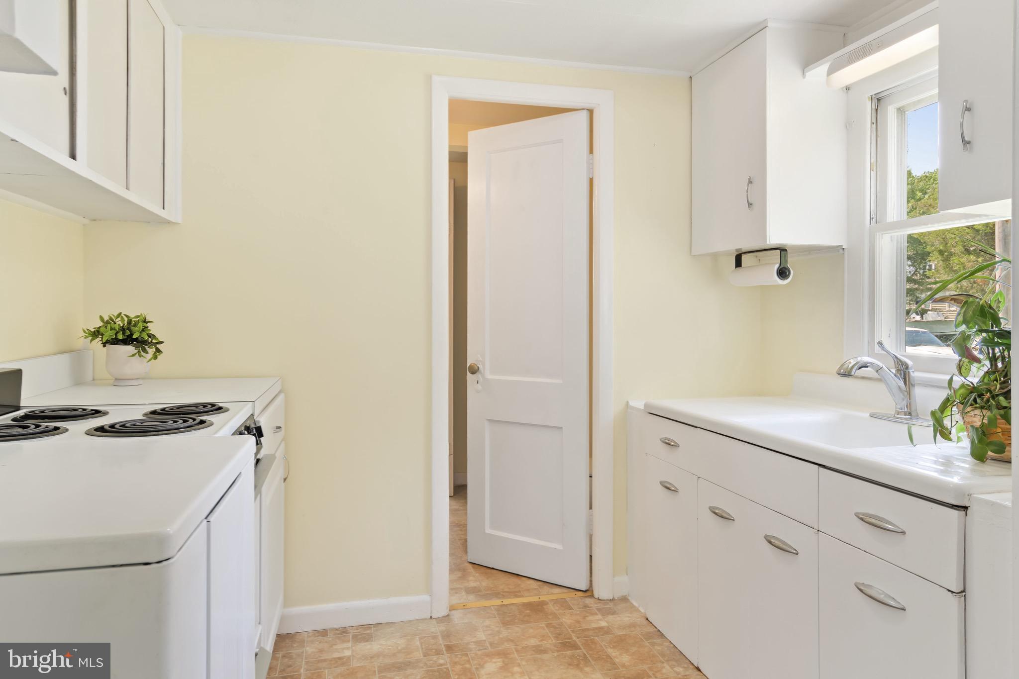 115 Parks Road Chester, MD 21619 - Photo 35 of 54 Cottage kitchen