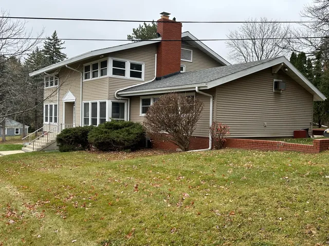 $399,000 | 1011 Richards Avenue, Watertown, WI 53094