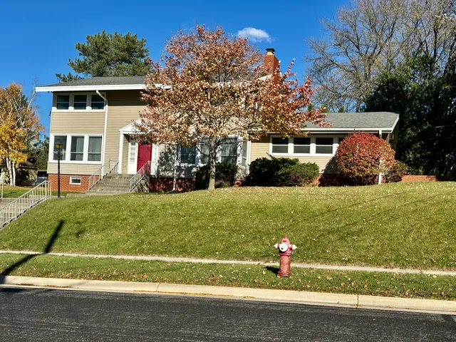 $399,000 | 1011 Richards Avenue, Watertown, WI 53094