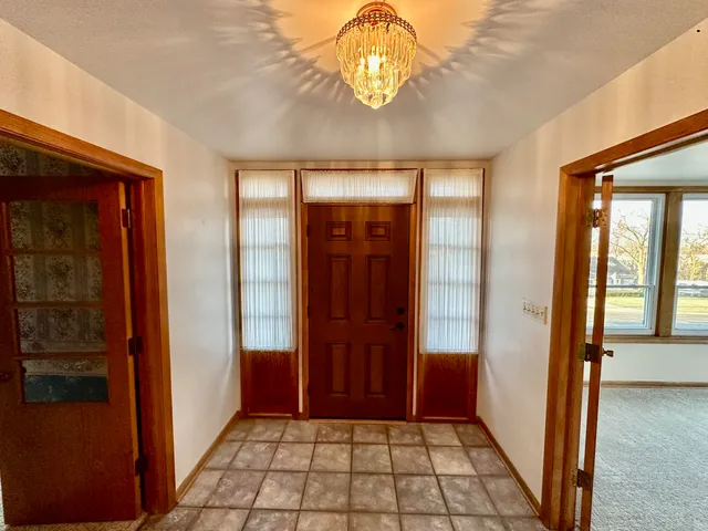 $399,000 | 1011 Richards Avenue, Watertown, WI 53094