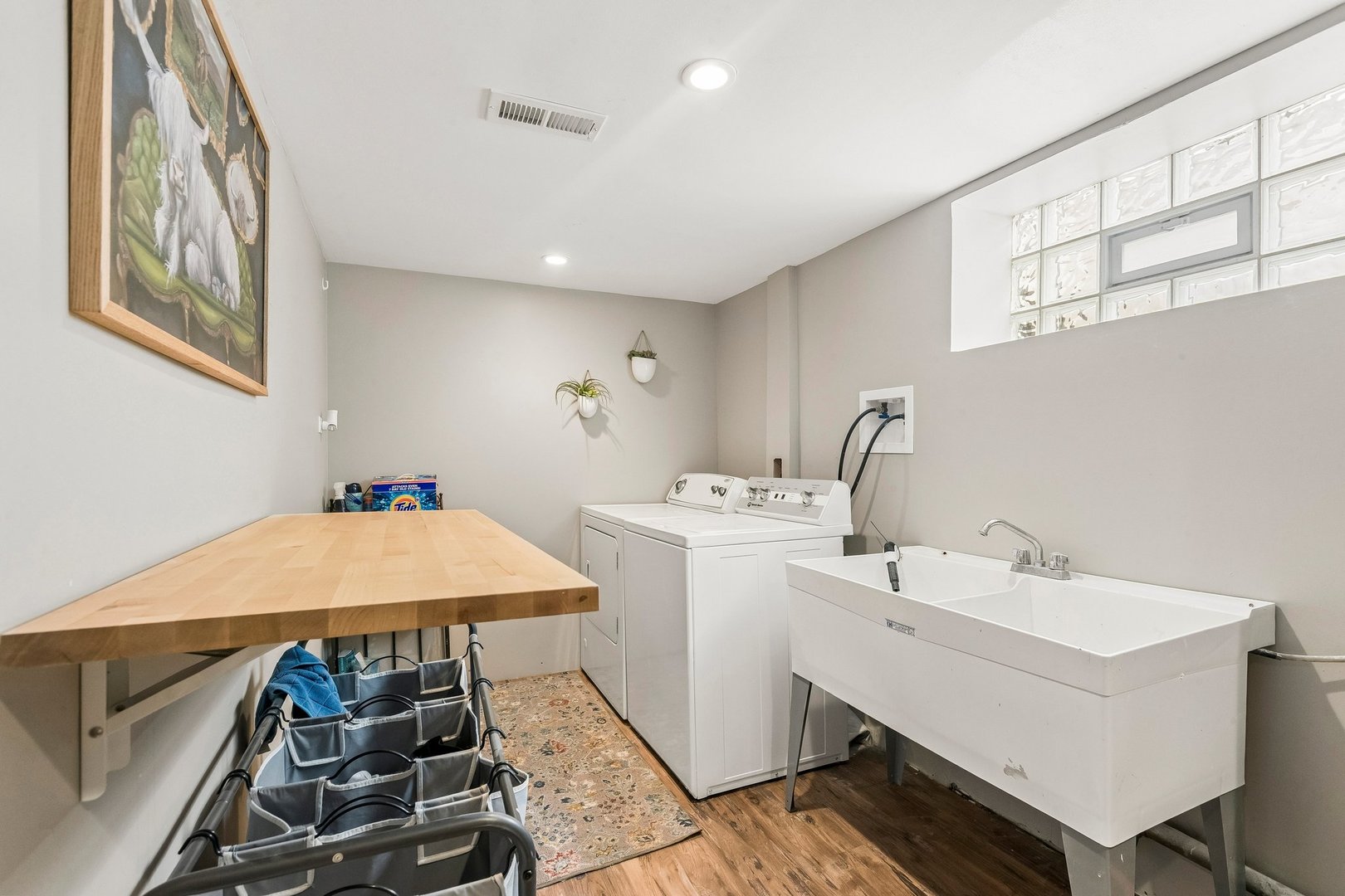 5742 South Rutherford Avenue Chicago, IL 60638 - Photo 13 of 26