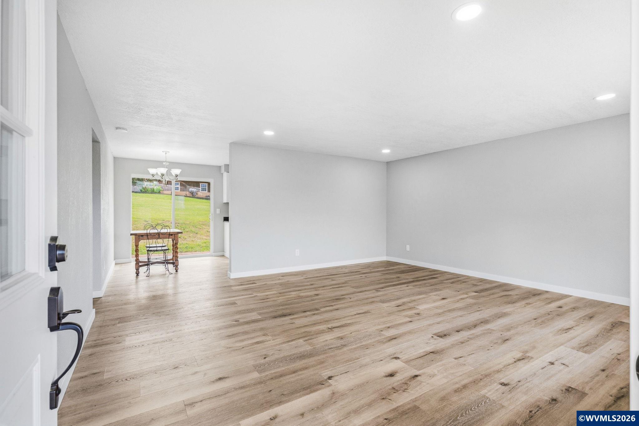 745 Southwest Barber Avenue Willamina, OR 97396 - Photo 6 of 33