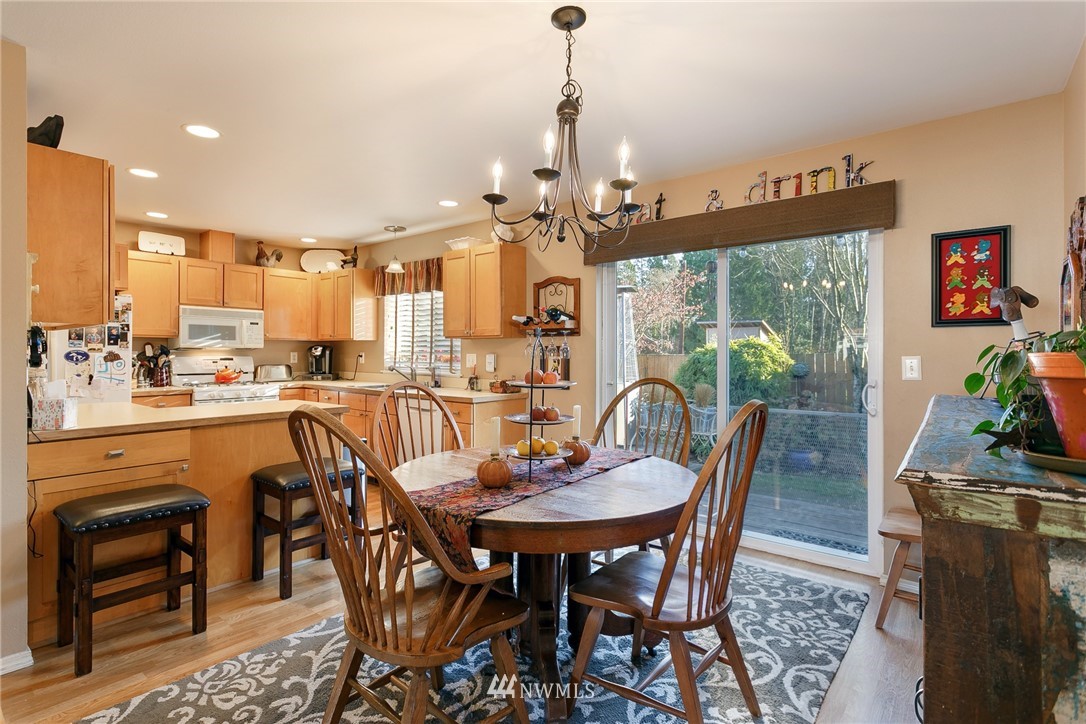 8251 Harborview Road Blaine, WA 98230 - Photo 7 of 24 Gallery Image 7