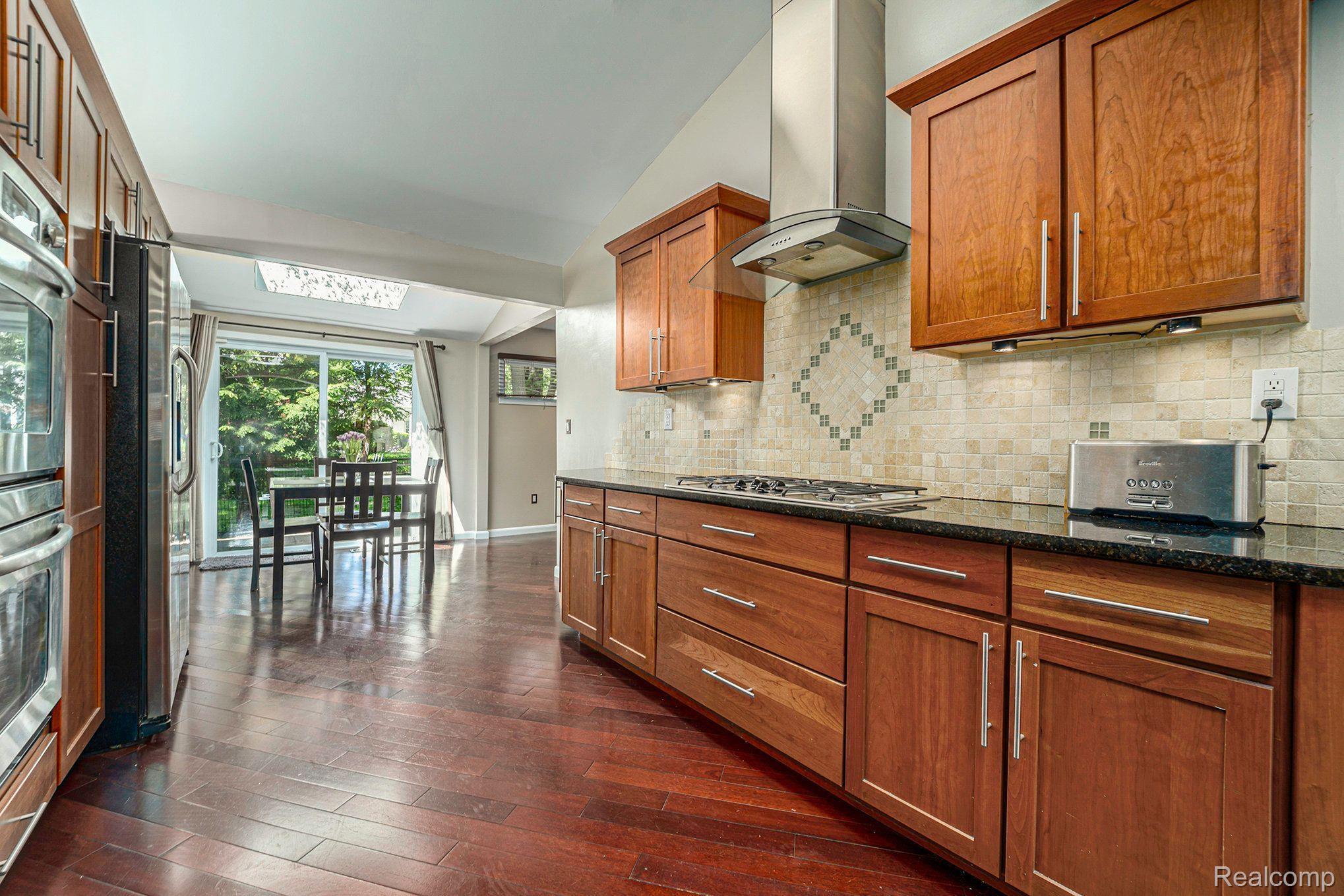 18201 Beverly Road Franklin, MI 48025 - Photo 15 of 46 Gallery Image 15