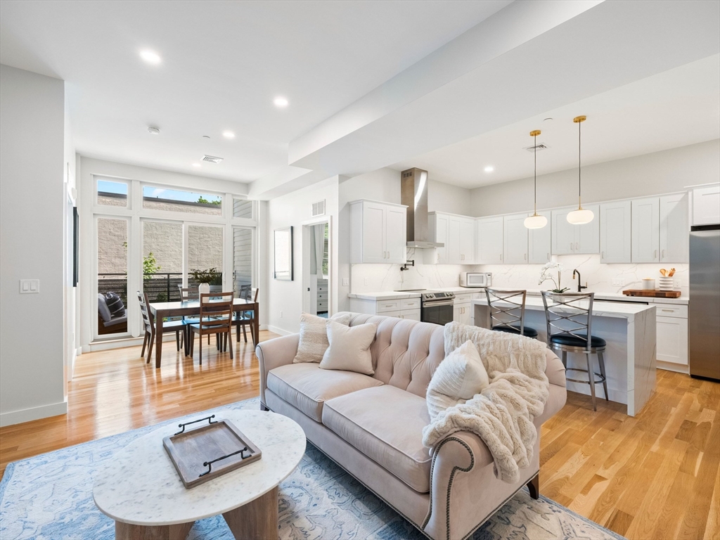 531 Main Street, Unit 1002 Reading, MA 01867 - Photo 14 of 34