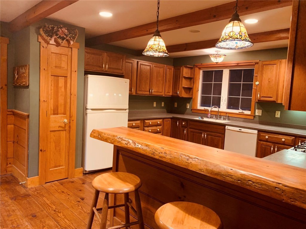 6488 Flat River Road Coventry, RI 02827 - Photo 7 of 16