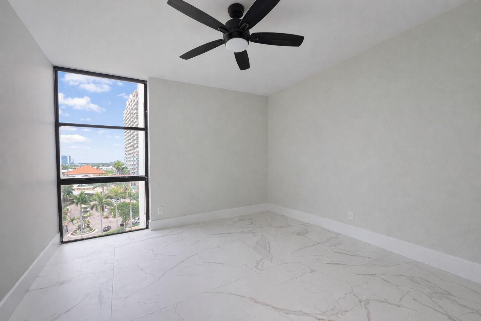 16919 North Bay Road, Unit 911 Sunny Isles Beach, FL 33160 - Photo 17 of 31 Photo 17