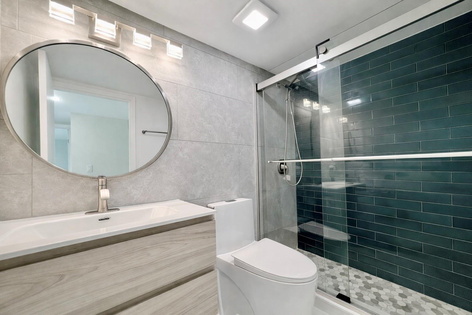 16919 North Bay Road, Unit 911 Sunny Isles Beach, FL 33160 - Photo 18 of 31 Photo 18