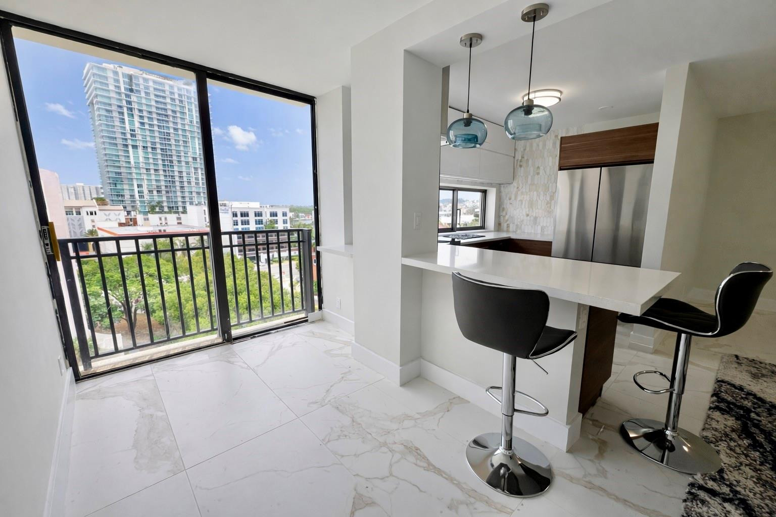 16919 North Bay Road, Unit 911 Sunny Isles Beach, FL 33160 - Photo 6 of 31 Photo 6