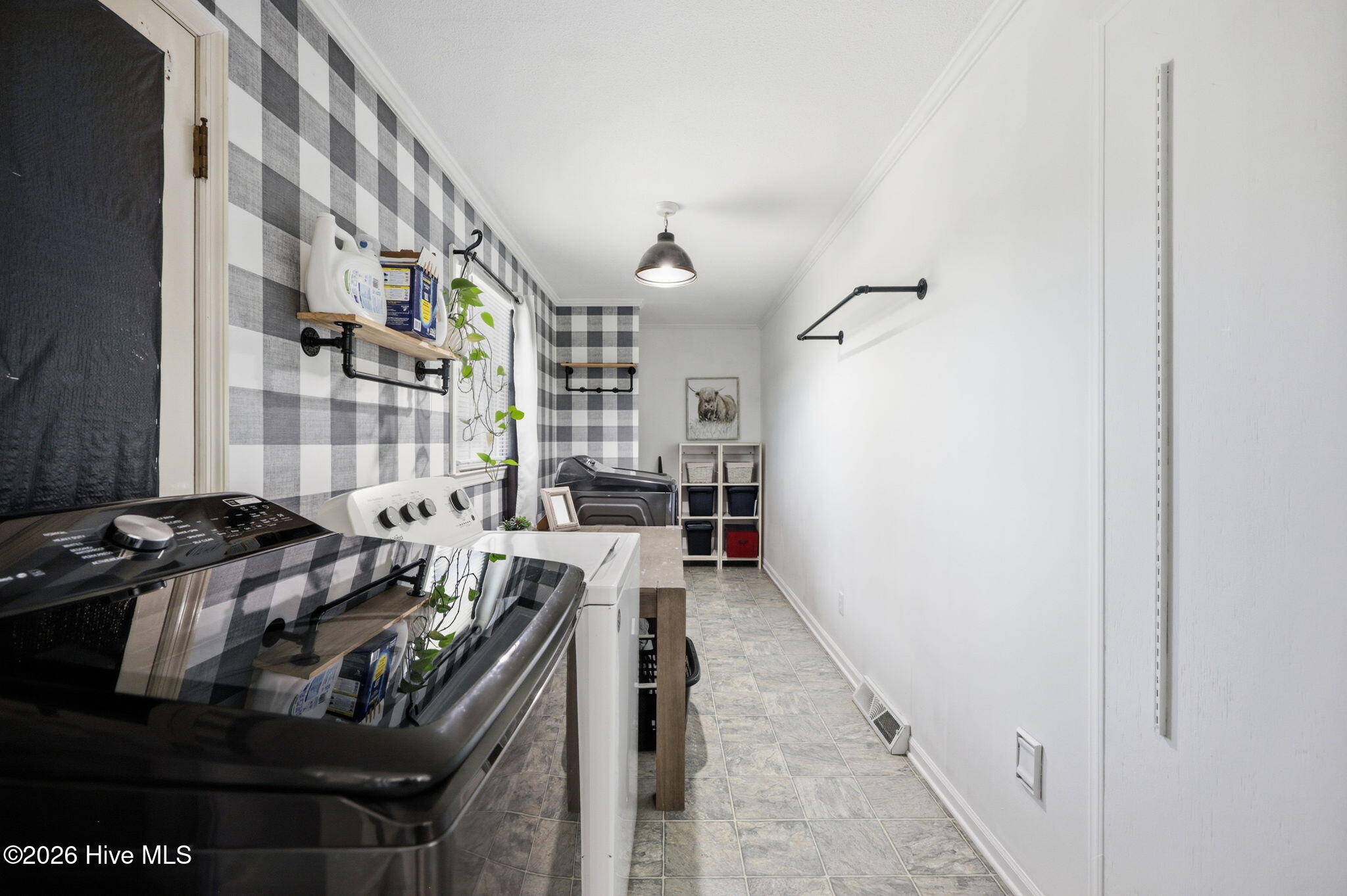 2336 Wharton Station Road Washington, NC 27889 - Photo 18 of 55 018 Laundry Room View 1
