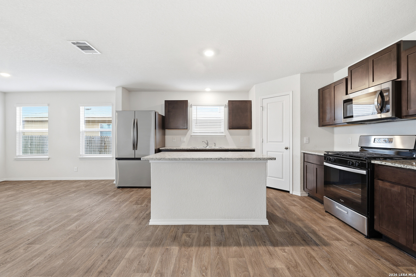 6814 Rondo Measure San Antonio, TX 78252 - Photo 4 of 27