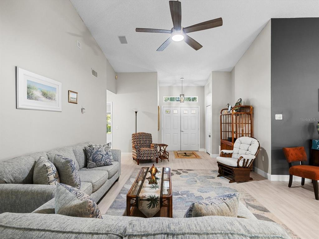 18730 Worthington Road Hudson, FL 34667 - Photo 9 of 57