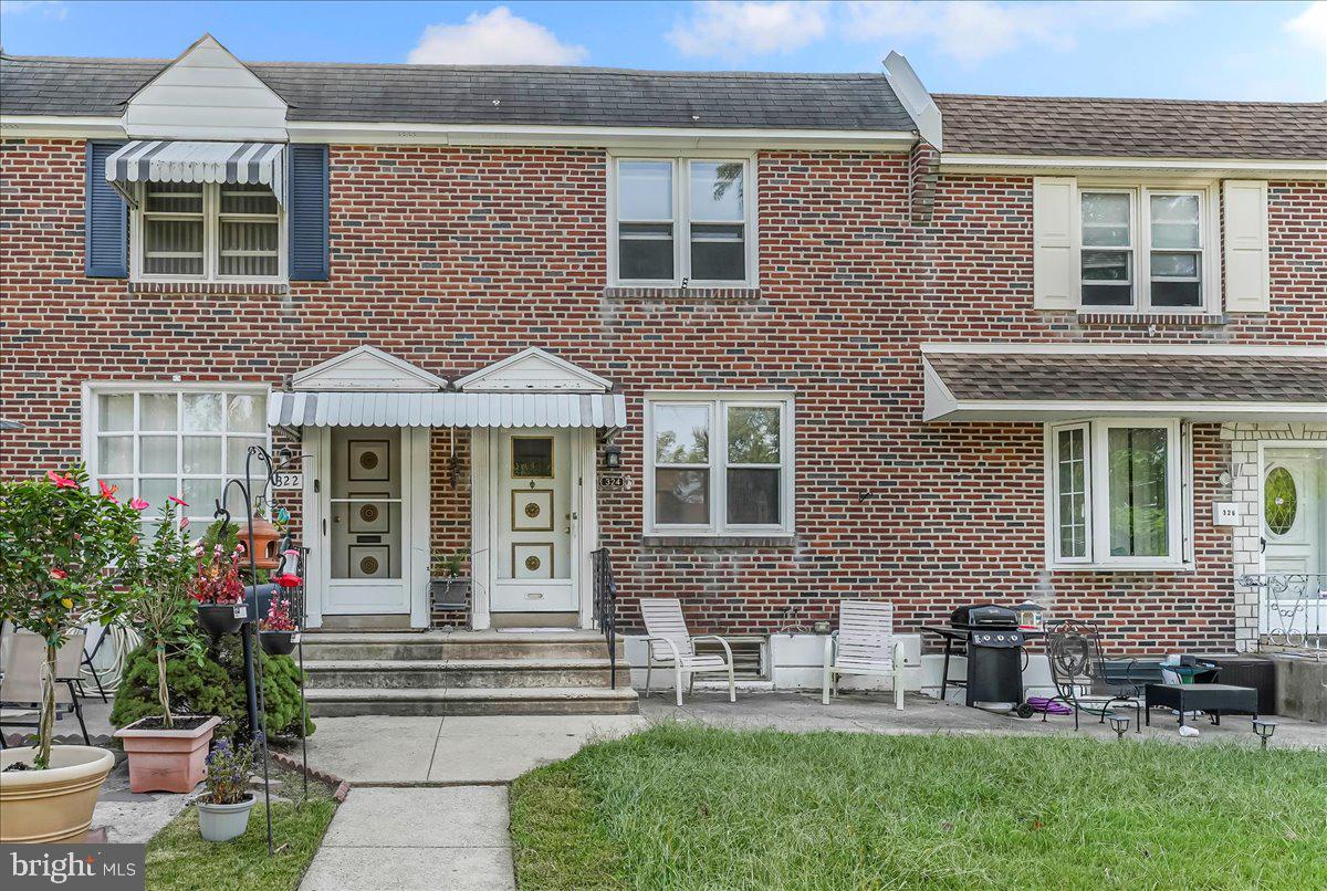 324 West Rively Avenue Glenolden, PA 19036 - Photo 2 of 27 front view of a house with a yard