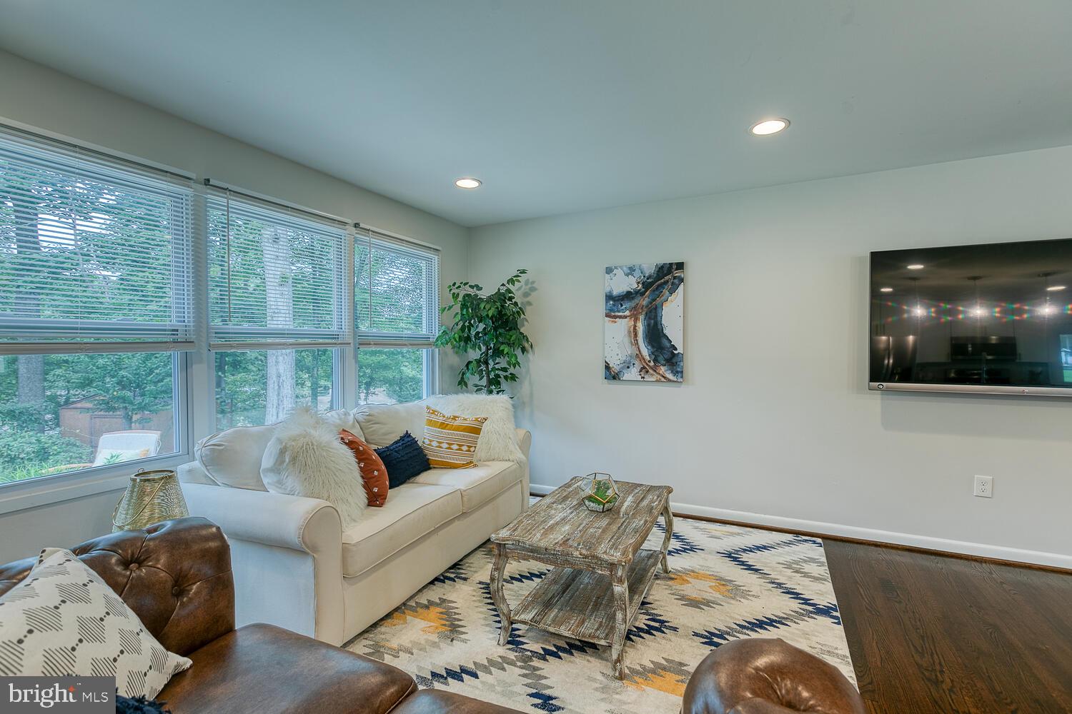 6415 Charnwood Street Springfield, VA 22152 - Photo 21 of 47 Gallery Image 21