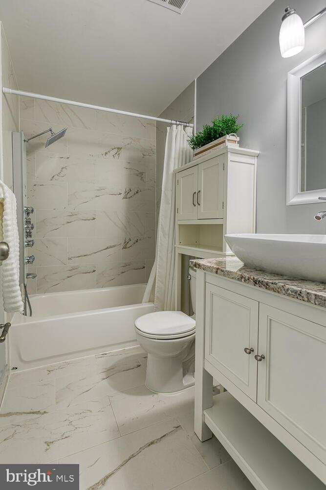 6415 Charnwood Street Springfield, VA 22152 - Photo 35 of 47 Gallery Image 35