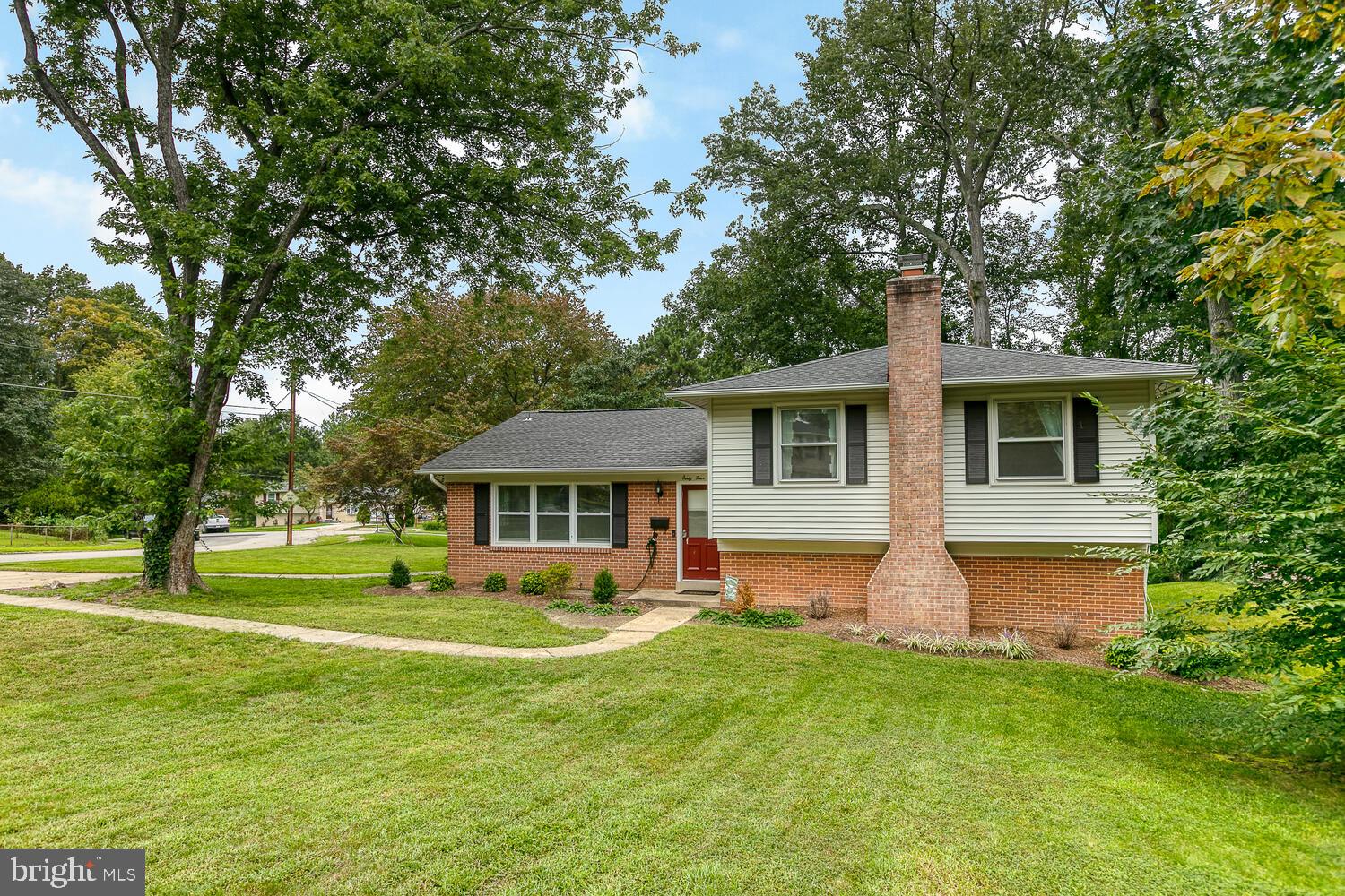 6415 Charnwood Street Springfield, VA 22152 - Photo 45 of 47 Gallery Image 45