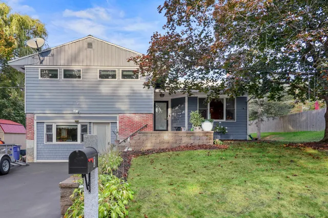 $490,000 | 3 Allen Street, Exeter, NH 03833