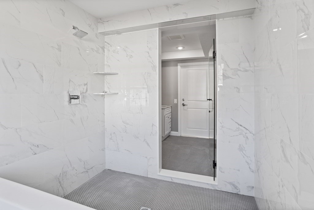 144 Lincoln Road, Unit 1 Lincoln, MA 01773 - Photo 17 of 28