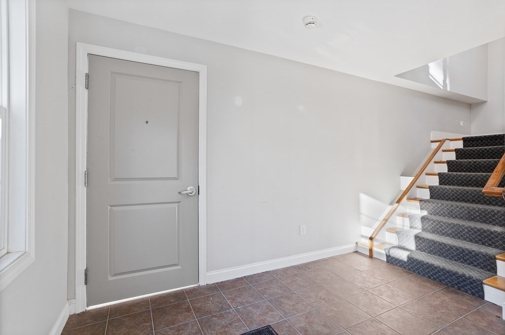 144 Lincoln Road, Unit 1 Lincoln, MA 01773 - Photo 19 of 28