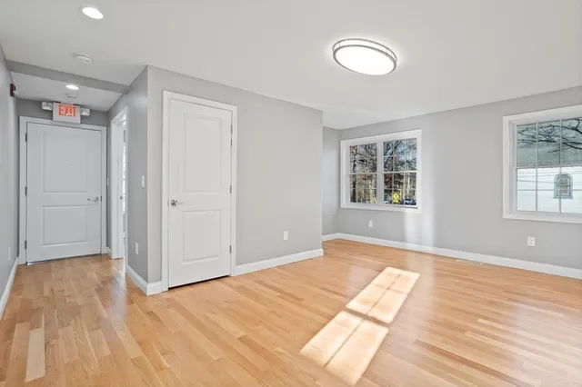 $3,000 | 144 Lincoln Road, Unit 1, Lincoln, MA 01773