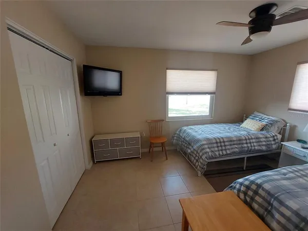 $2,400 | 1541 Crest Drive, Englewood, FL 34223