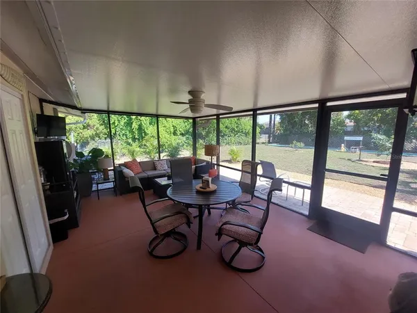 $2,400 | 1541 Crest Drive, Englewood, FL 34223