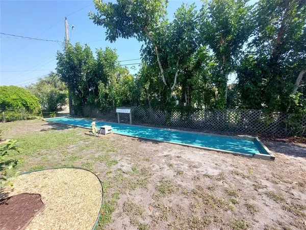 $2,400 | 1541 Crest Drive, Englewood, FL 34223