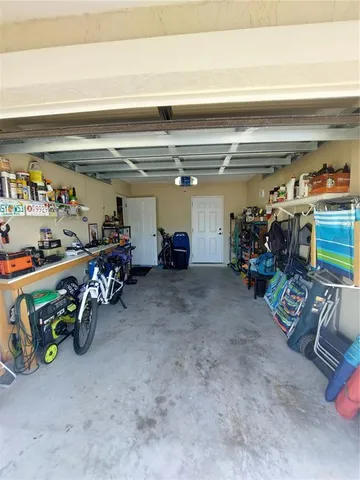 $2,400 | 1541 Crest Drive, Englewood, FL 34223