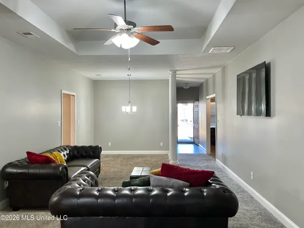 $249,900 | 8426 Park Pike, Southaven, MS 38671
