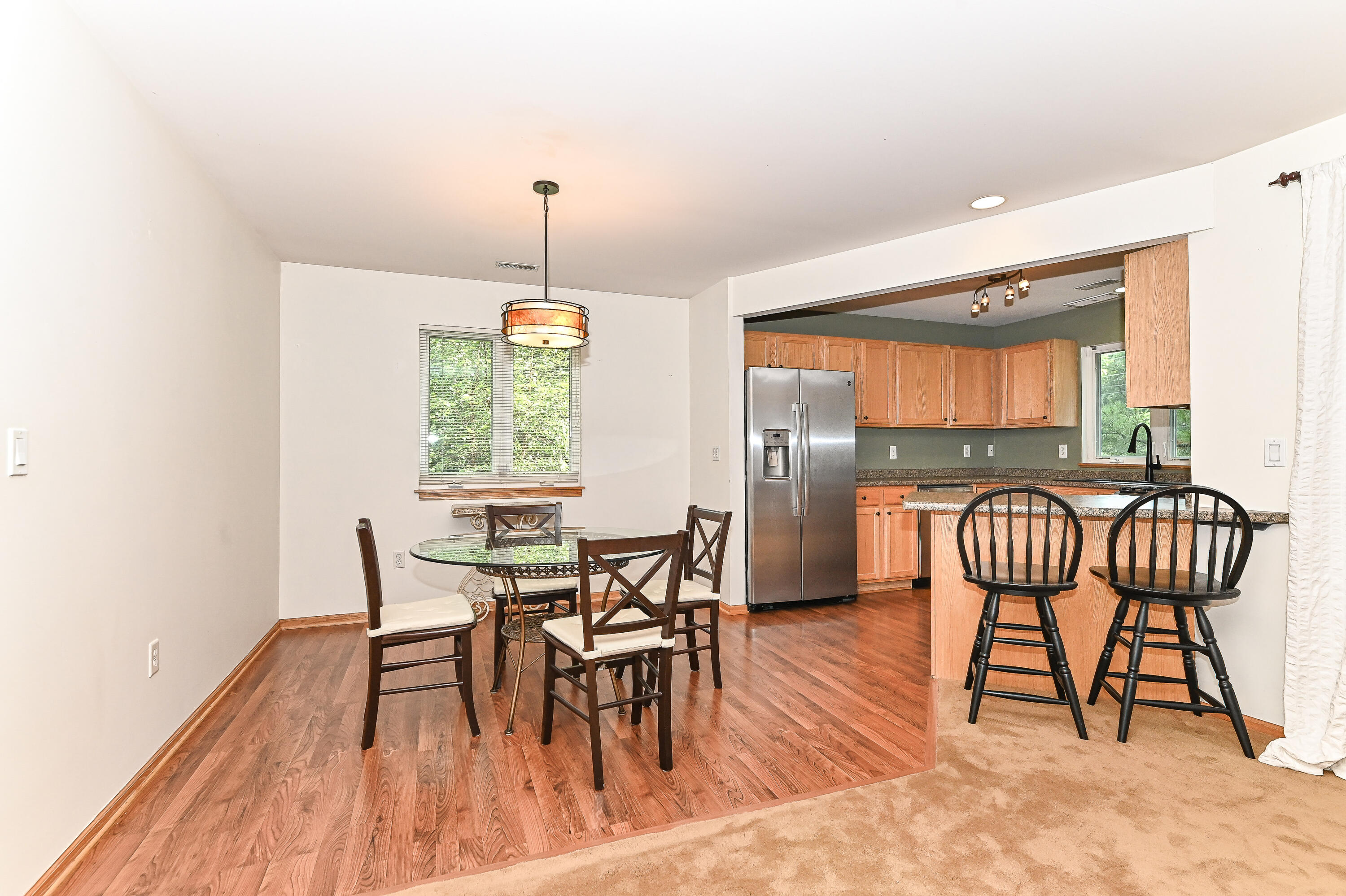 91 Potawatomi Road, Unit G1 Williams Bay, WI 53191 - Photo 12 of 49 Dining/Kitchen