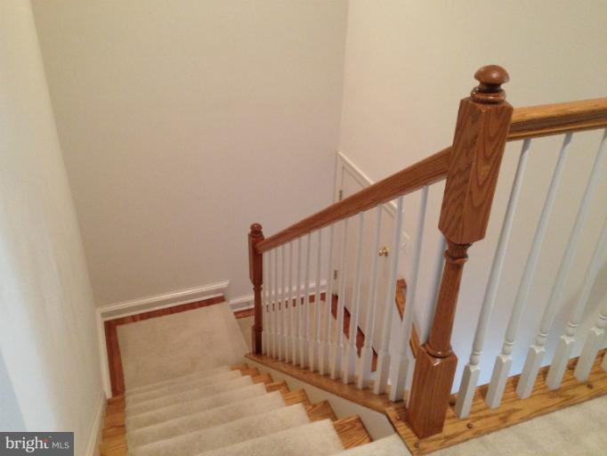 7988 Reserve Way Vienna, VA 22182 - Photo 24 of 30 Oak Stairs