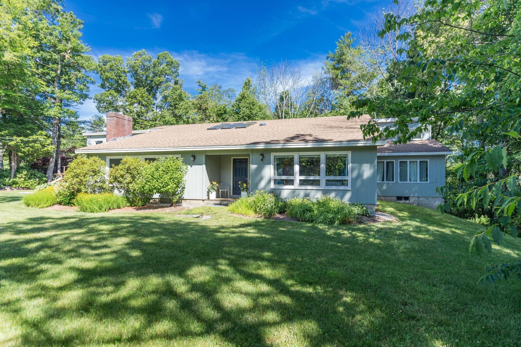 257 Rollingwood Road Eliot, ME 03903 - Photo 2 of 38 081A0067