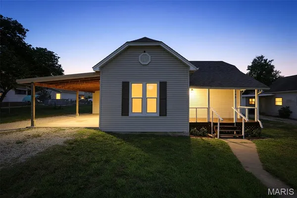$145,000 | 108 North White Oak Street, Desloge, MO 63601
