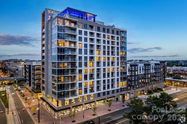 $2,414 | 500 West Trade Street, Unit A1 T, Charlotte, NC 28202