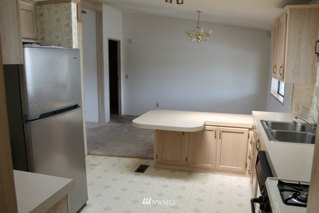 1908 North 32nd Place Mount Vernon, WA 98273 - Photo 7 of 17
