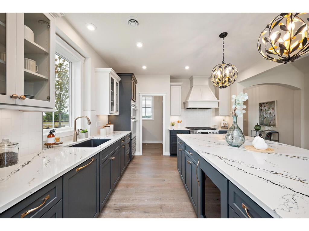 124 Spring Farm Road North Oaks, MN 55127 - Photo 11 of 32