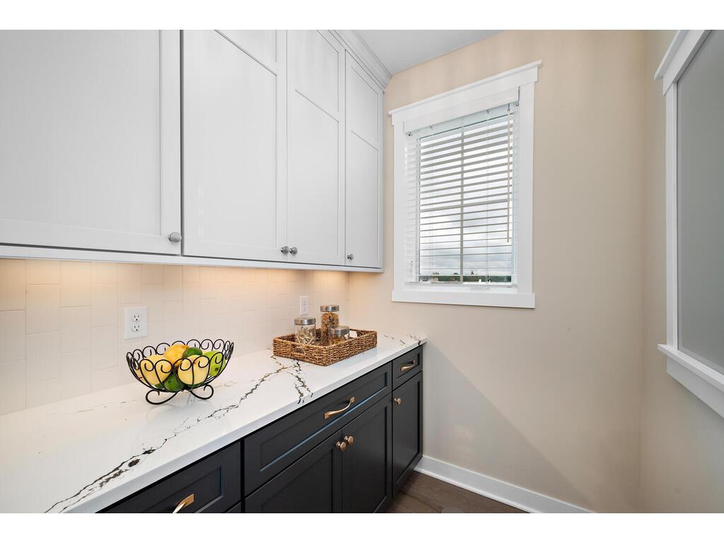 124 Spring Farm Road North Oaks, MN 55127 - Photo 18 of 32