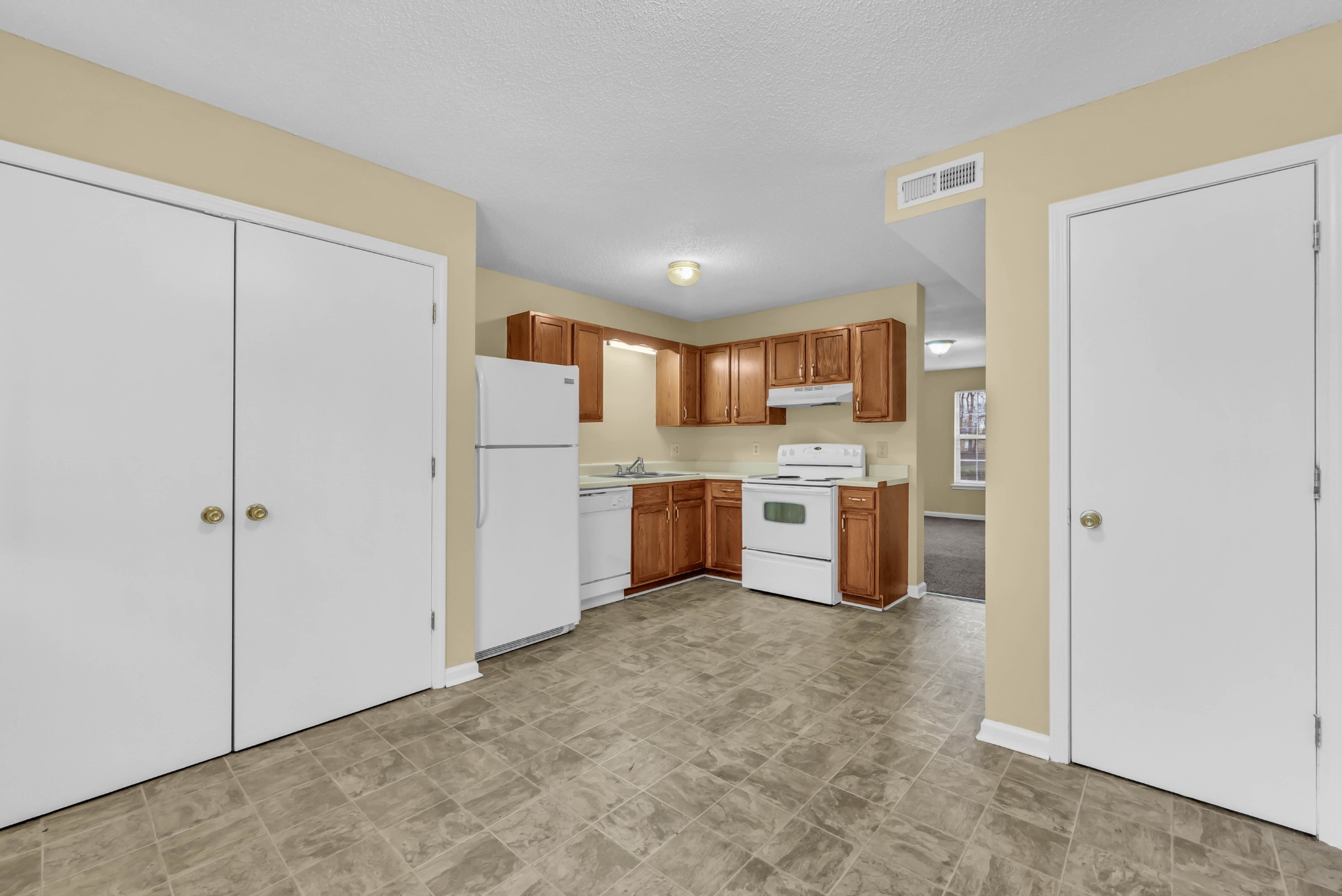 110 Hickory Trace Road Clarksville, TN 37040 - Photo 15 of 22