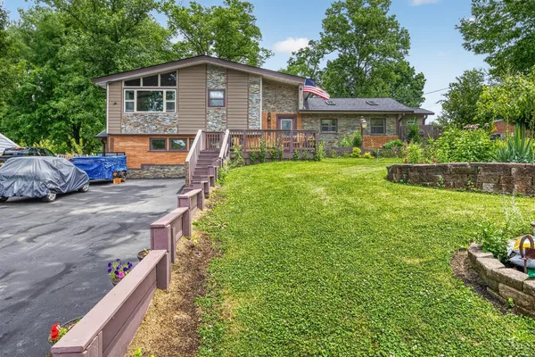 $525,000 | 2066 Evanor Lane, Cincinnati, OH 45244
