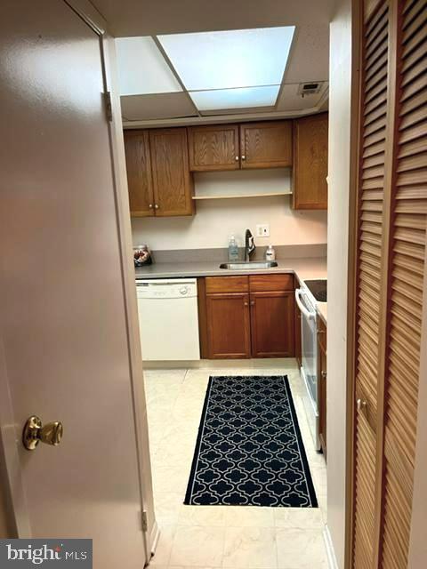 1203 Timber Creek Road Lindenwold, NJ 08021 - Photo 2 of 29