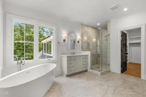 $1,995,000 | 4 Chantilly Place, Durham, NC 27707