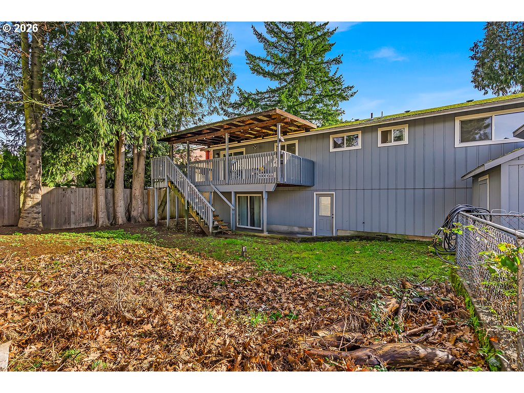 3893 Southwest 4th Street Gresham, OR 97030 - Photo 41 of 48 a backyard of a house with lots of green space