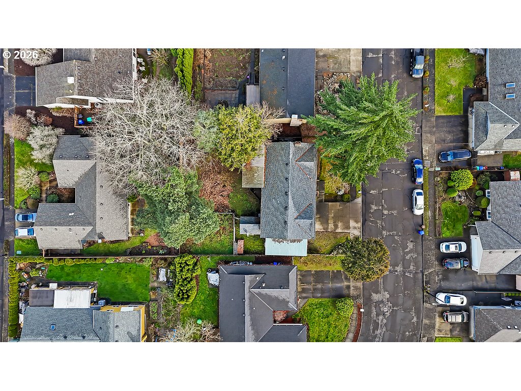 3893 Southwest 4th Street Gresham, OR 97030 - Photo 44 of 48 a view of a garden