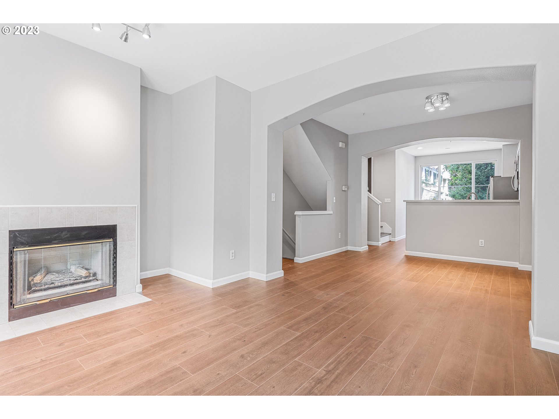 14110 Southwest Barrows Road, Unit 2 Portland, OR 97223 - Photo 7 of 23 Gallery Image 7