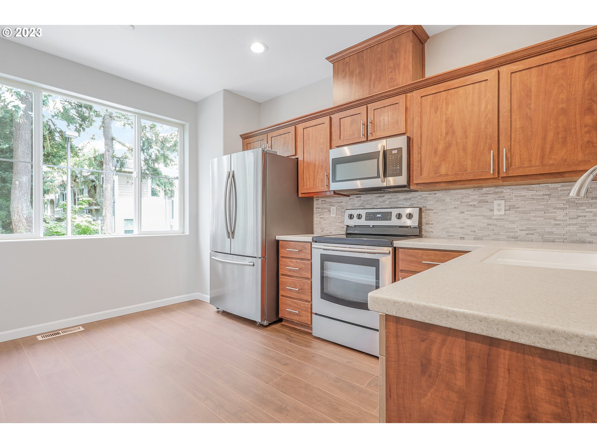 14110 Southwest Barrows Road, Unit 2 Portland, OR 97223 - Photo 9 of 23 Gallery Image 9