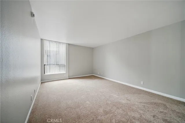 $399,900 | 7826 Topanga Canyon Boulevard, Unit 218, Canoga Park, CA 91304