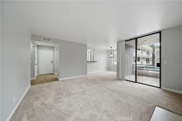 $399,900 | 7826 Topanga Canyon Boulevard, Unit 218, Canoga Park, CA 91304